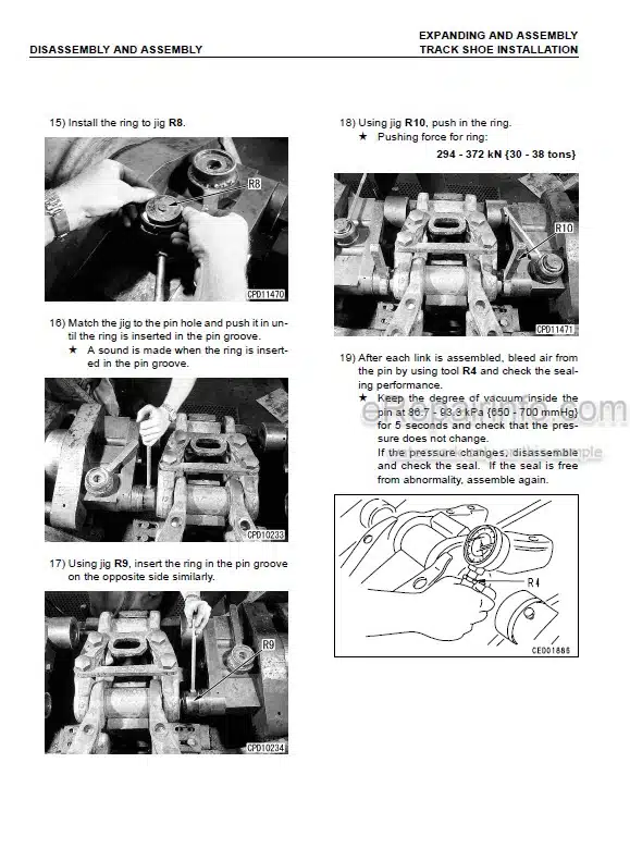 Photo 10 - Komatsu D375A-5 Shop Manual Bulldozer SEBM035200 SN 18200-